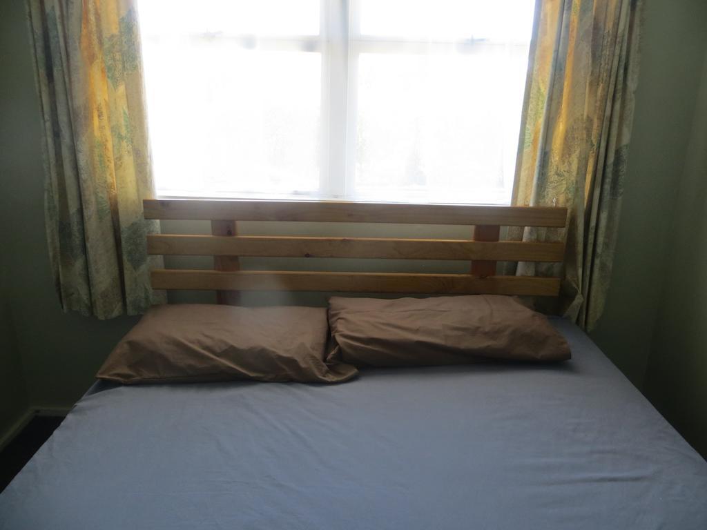Big Bay Holiday Park Awhitu Номер фото